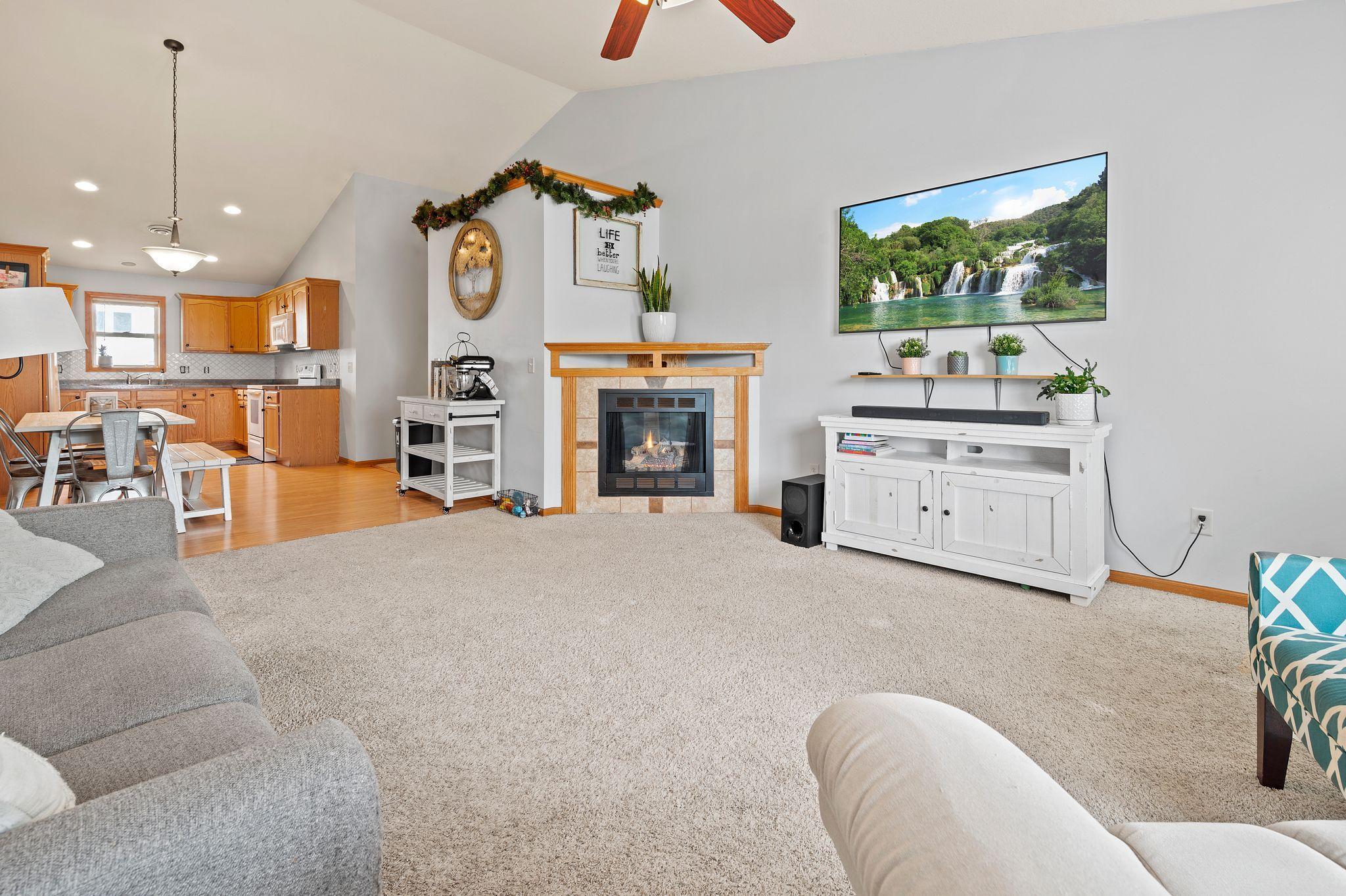1266 Norway Pines Cir