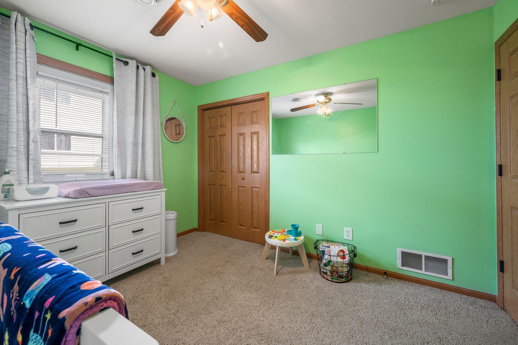 1266 Norway Pines Cir