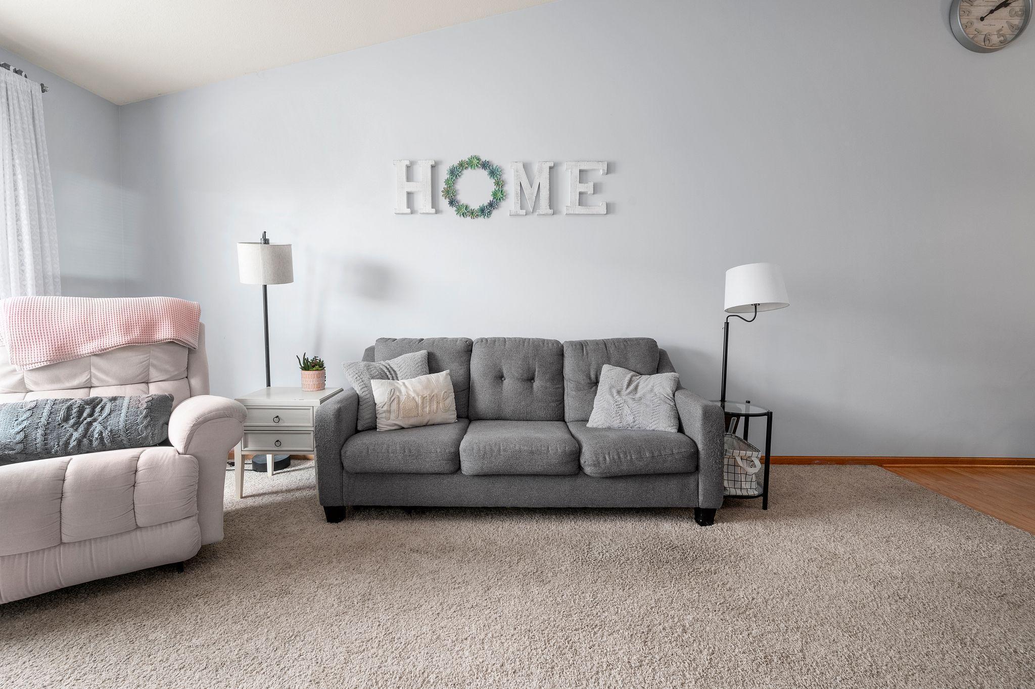 1266 Norway Pines Cir