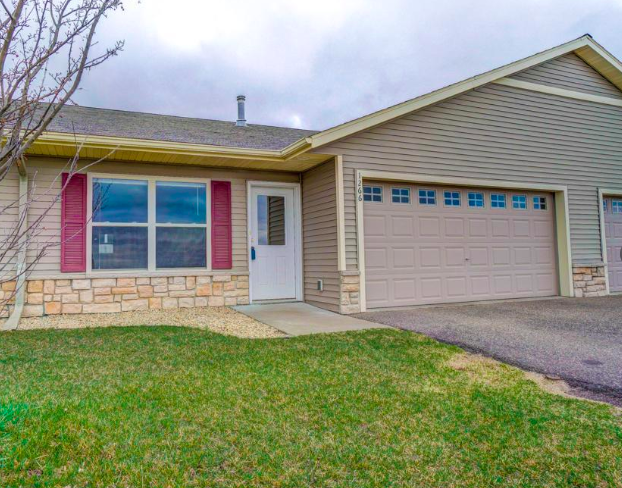 1266 Norway Pines Cir