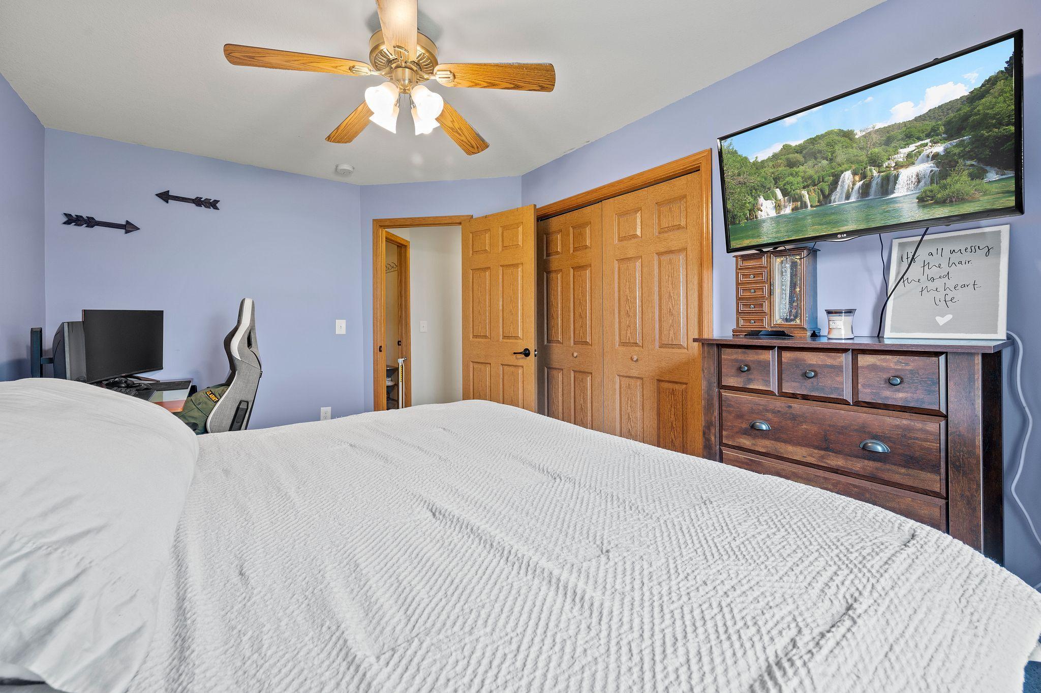 1266 Norway Pines Cir