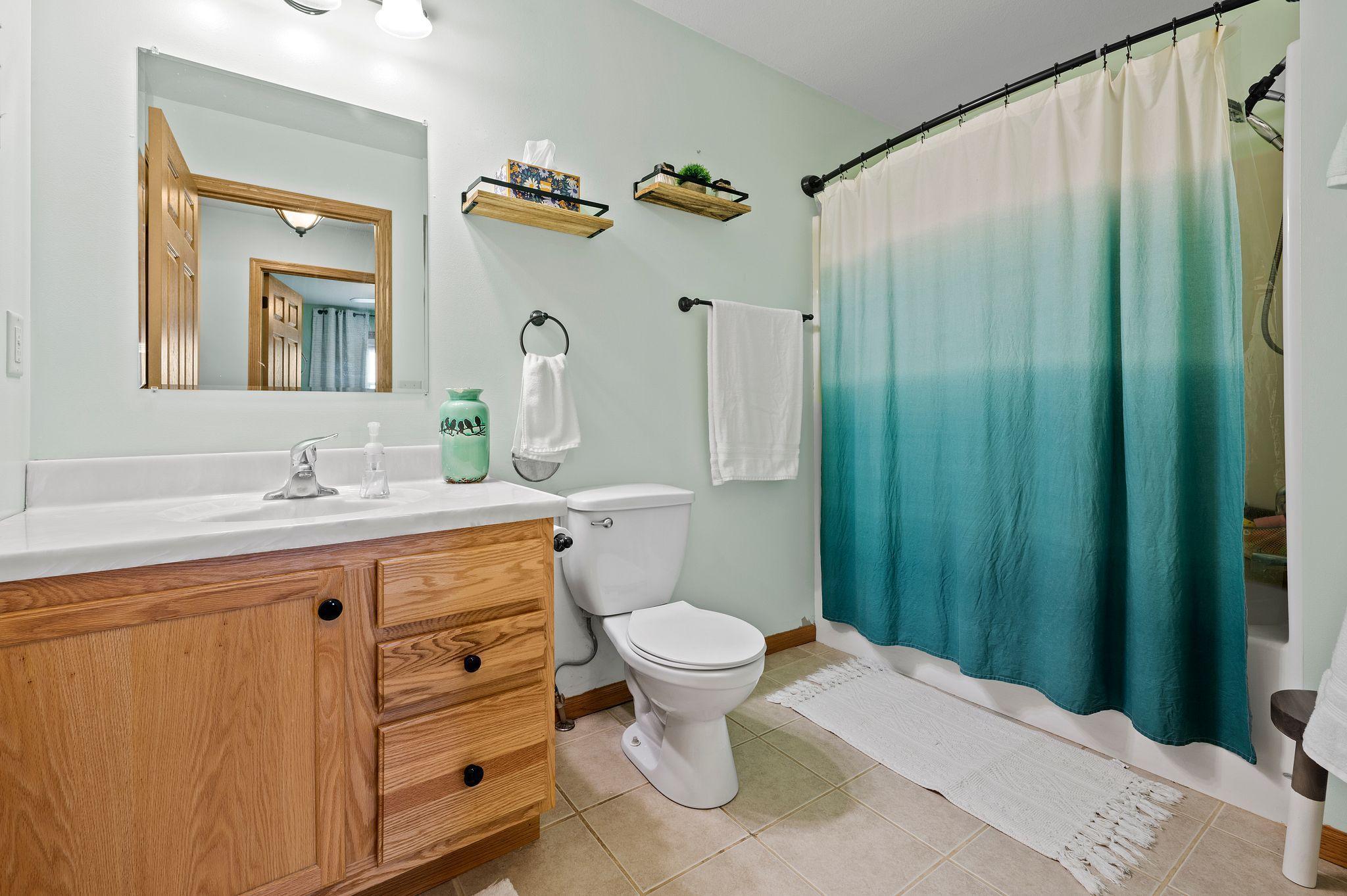 1266 Norway Pines Cir