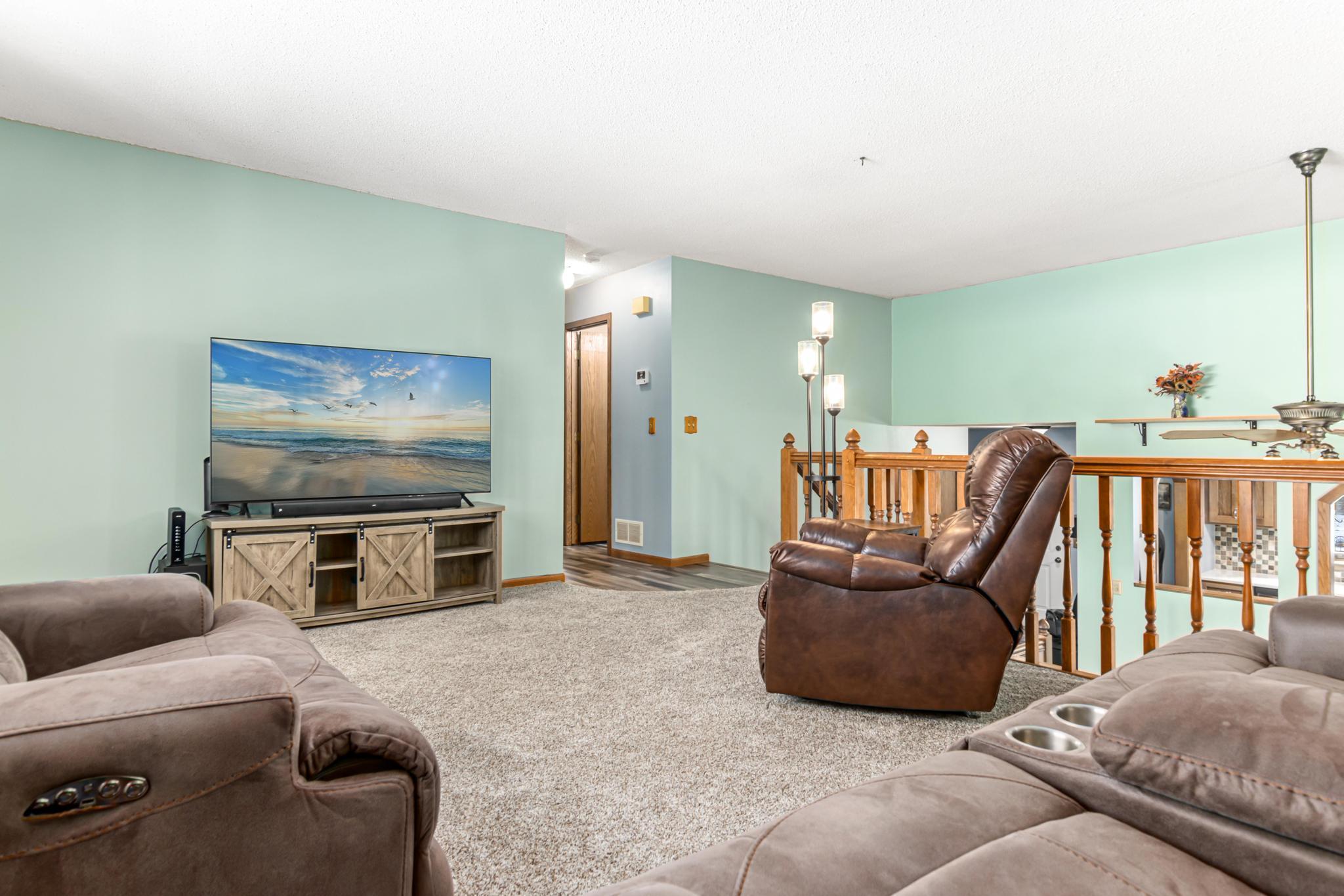 5681 Deer Trail W
