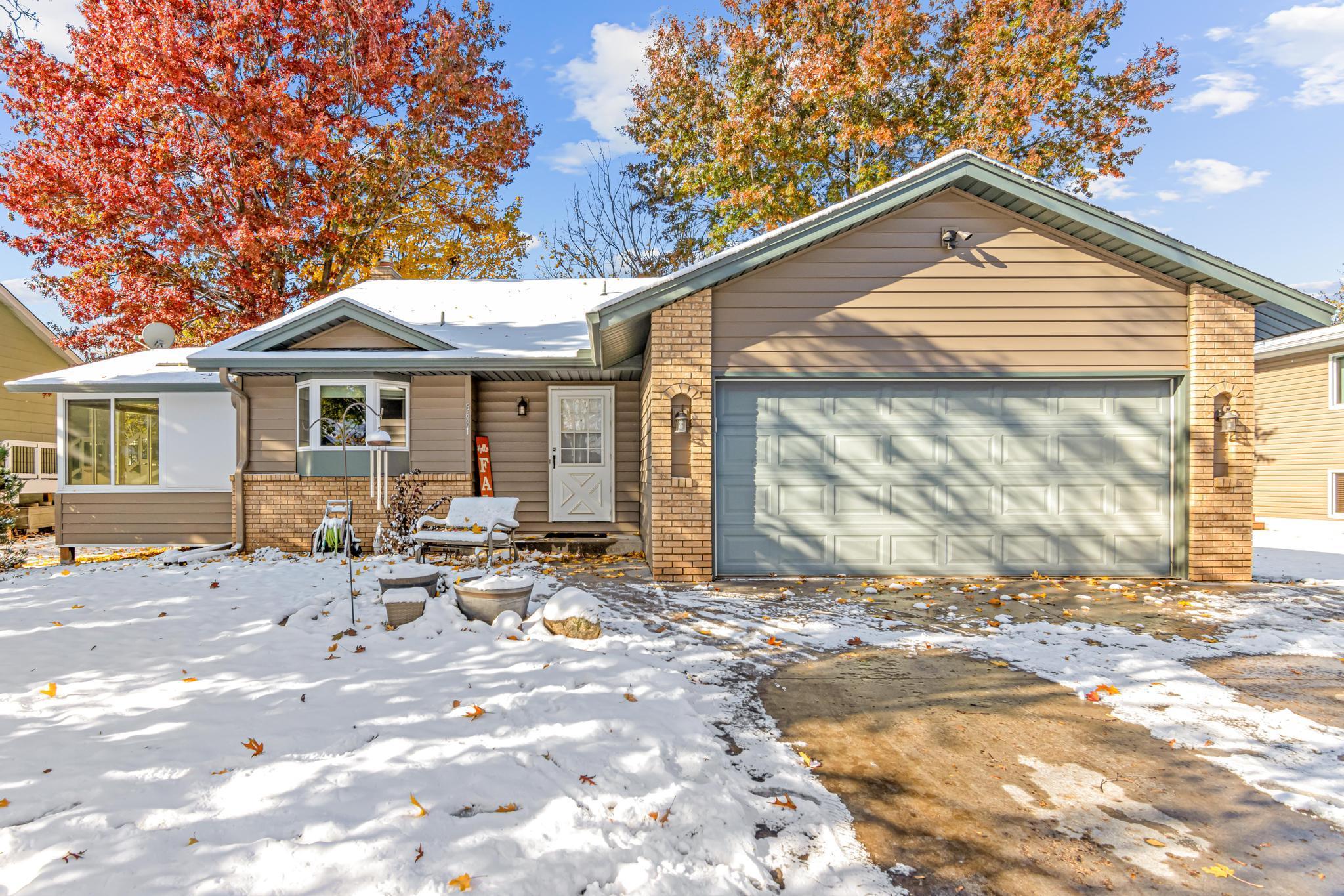5681 Deer Trail W