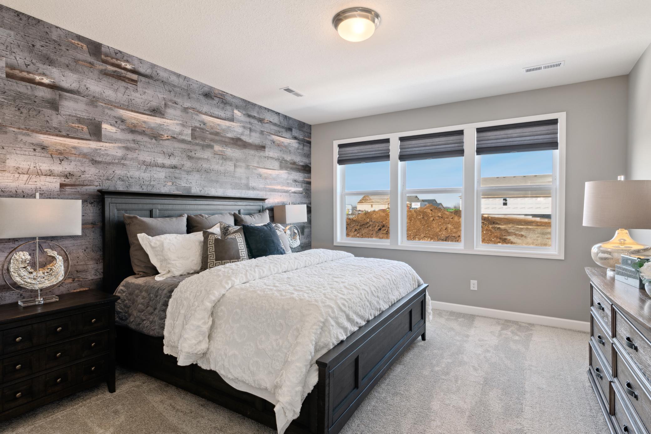 11406 King's Court N