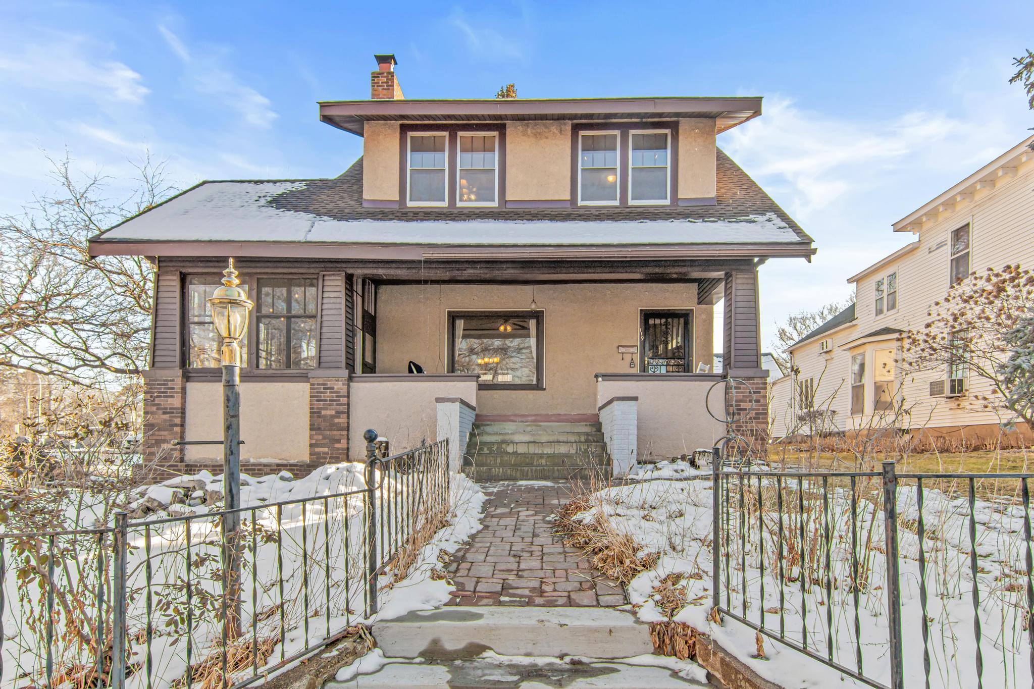 119 7th Street W