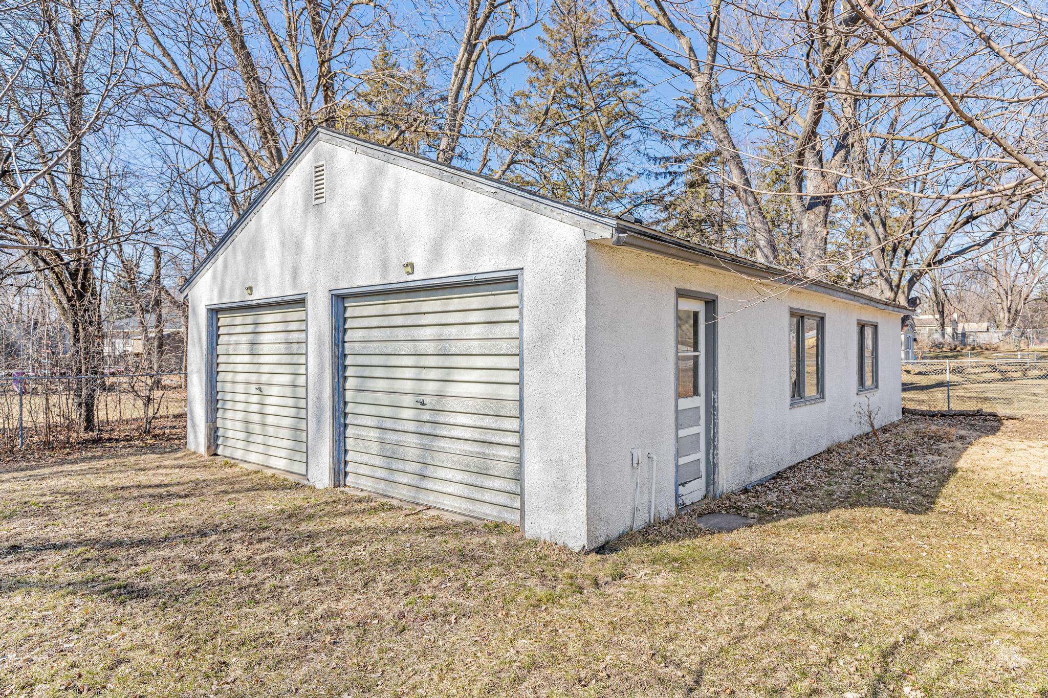 2235 Floral Drive