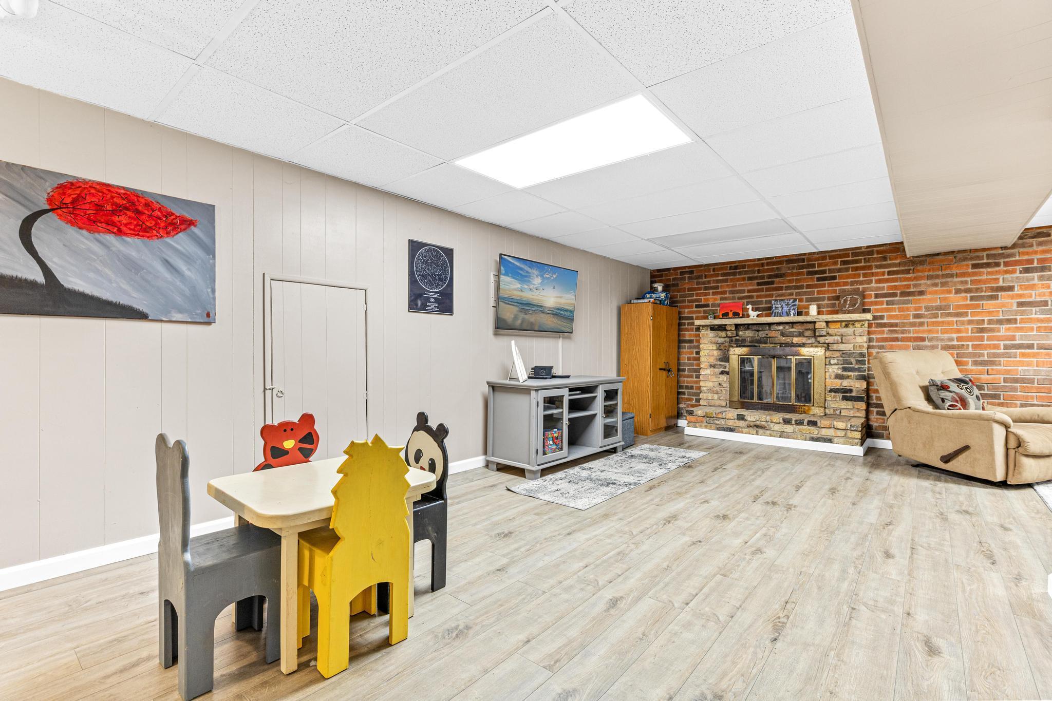 2235 Floral Drive