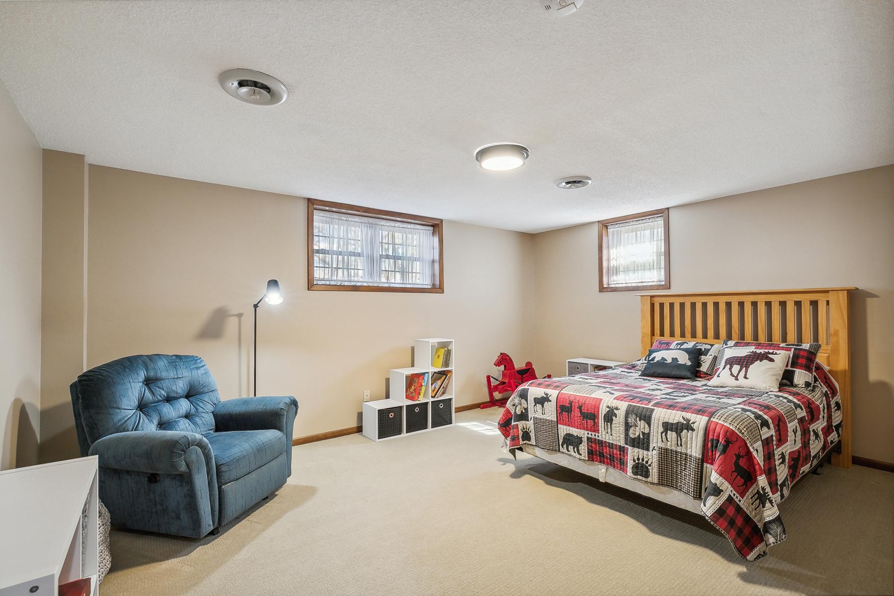 19794 Sioux Hills Road