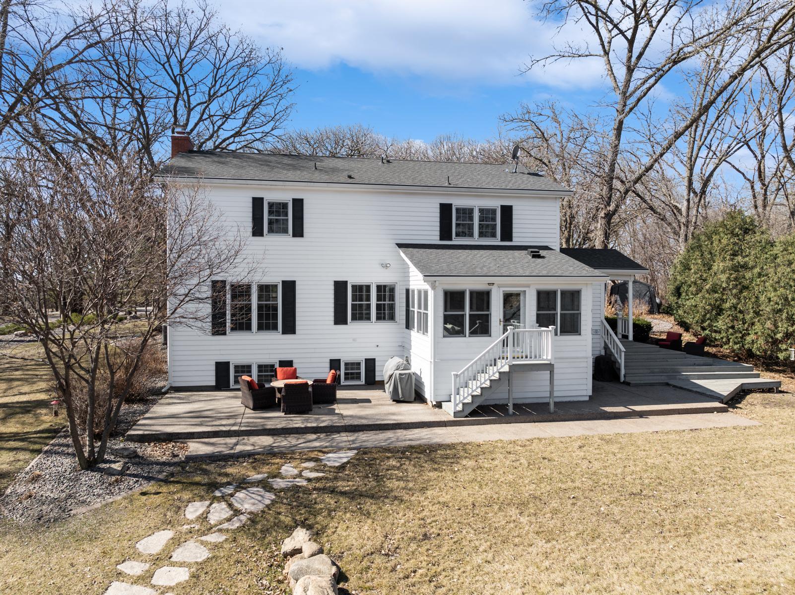 19794 Sioux Hills Road
