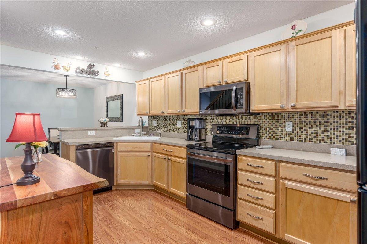 8368 Delaney Drive Unit: 62