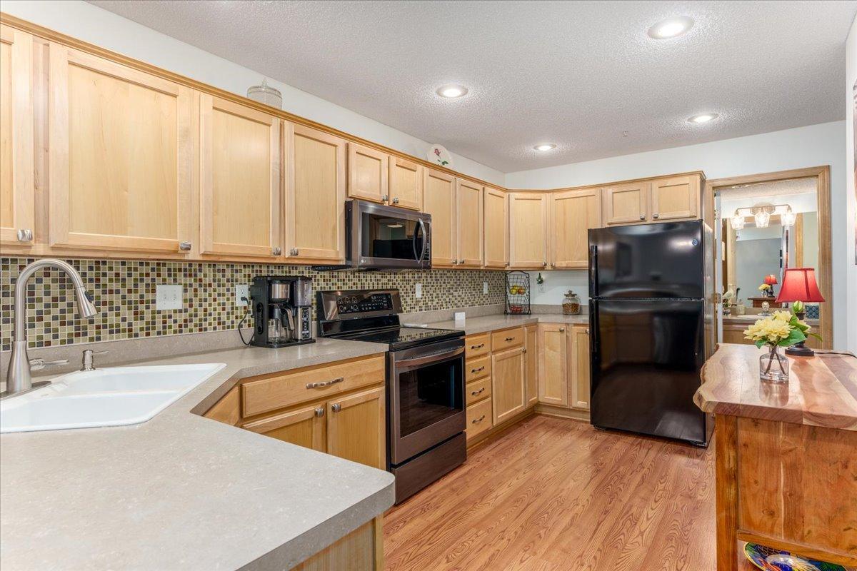 8368 Delaney Drive Unit: 62