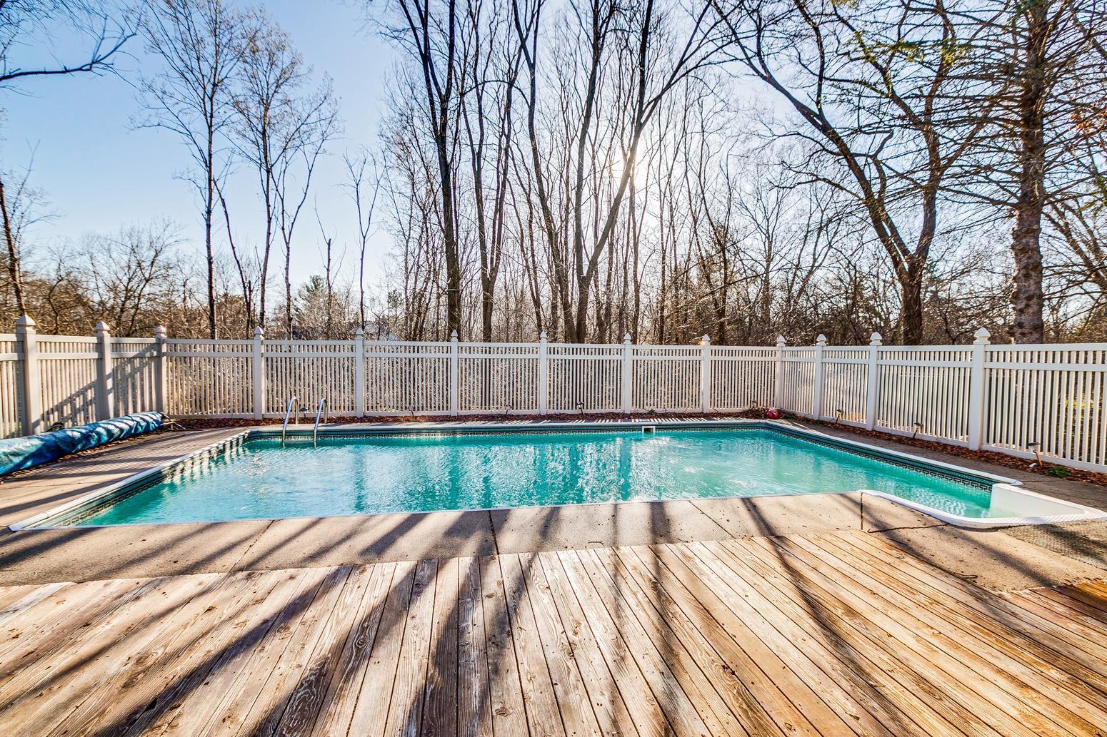 4 Blue Goose Road
