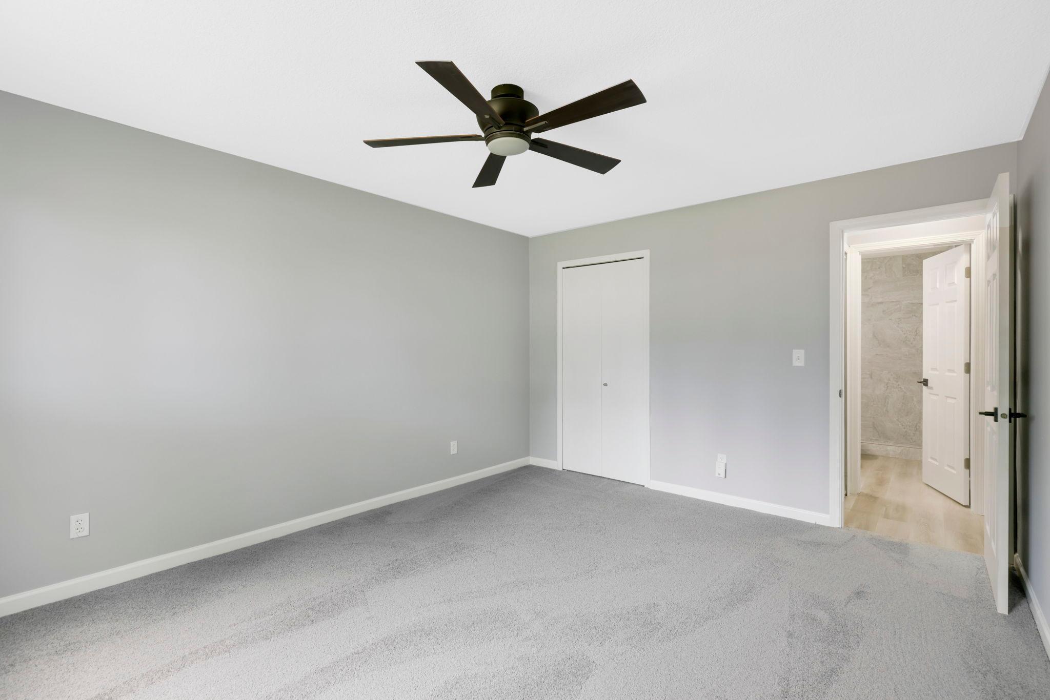3050 Riverwood Drive Unit: 123
