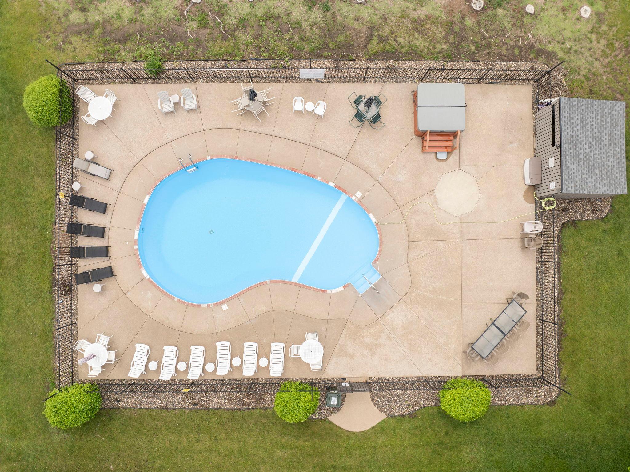 3050 Riverwood Drive Unit: 123