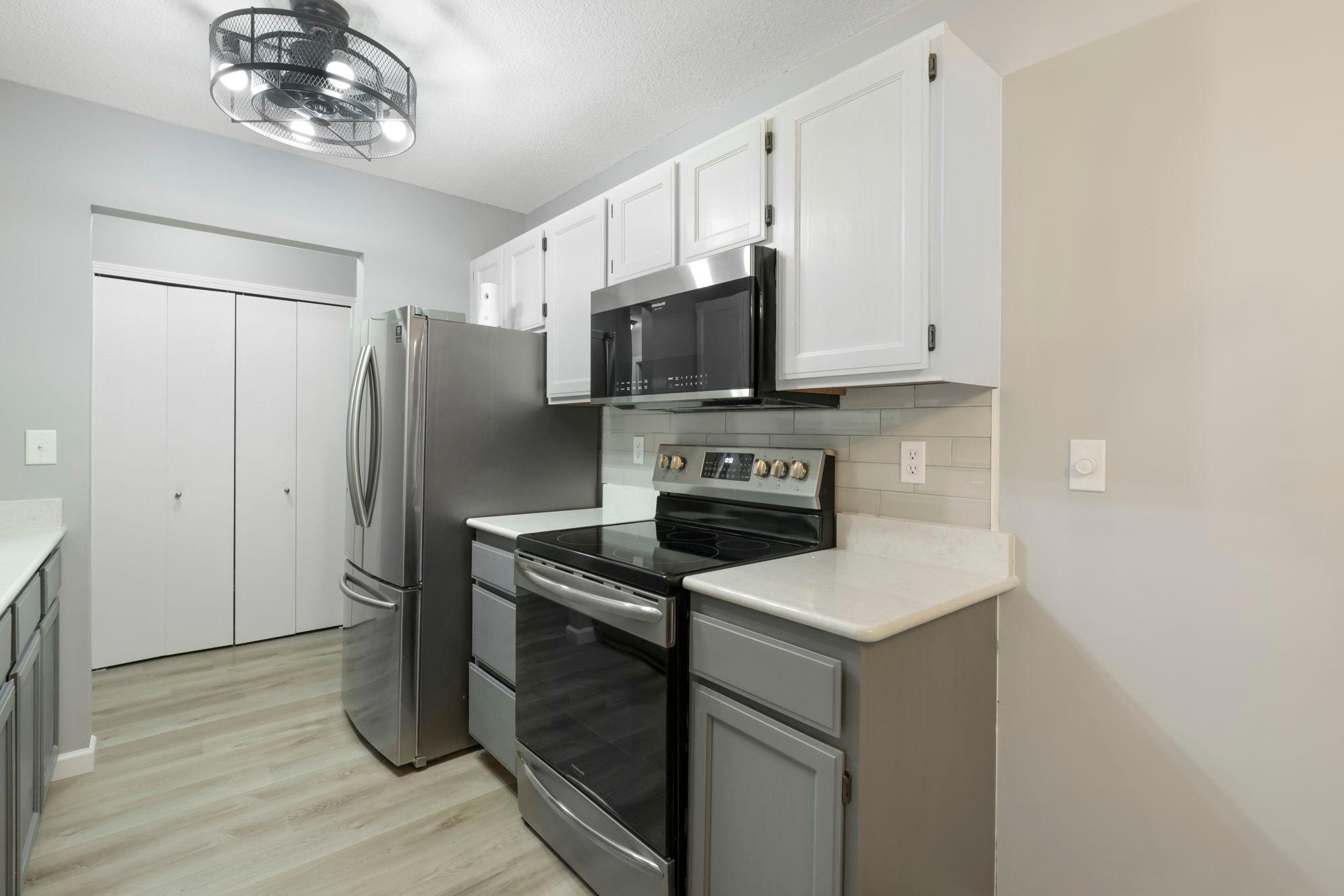 3050 Riverwood Drive Unit: 123