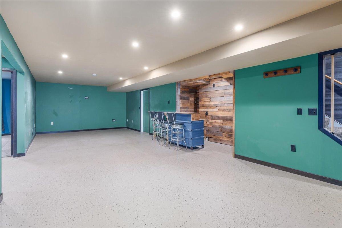 949 Fairchild Drive