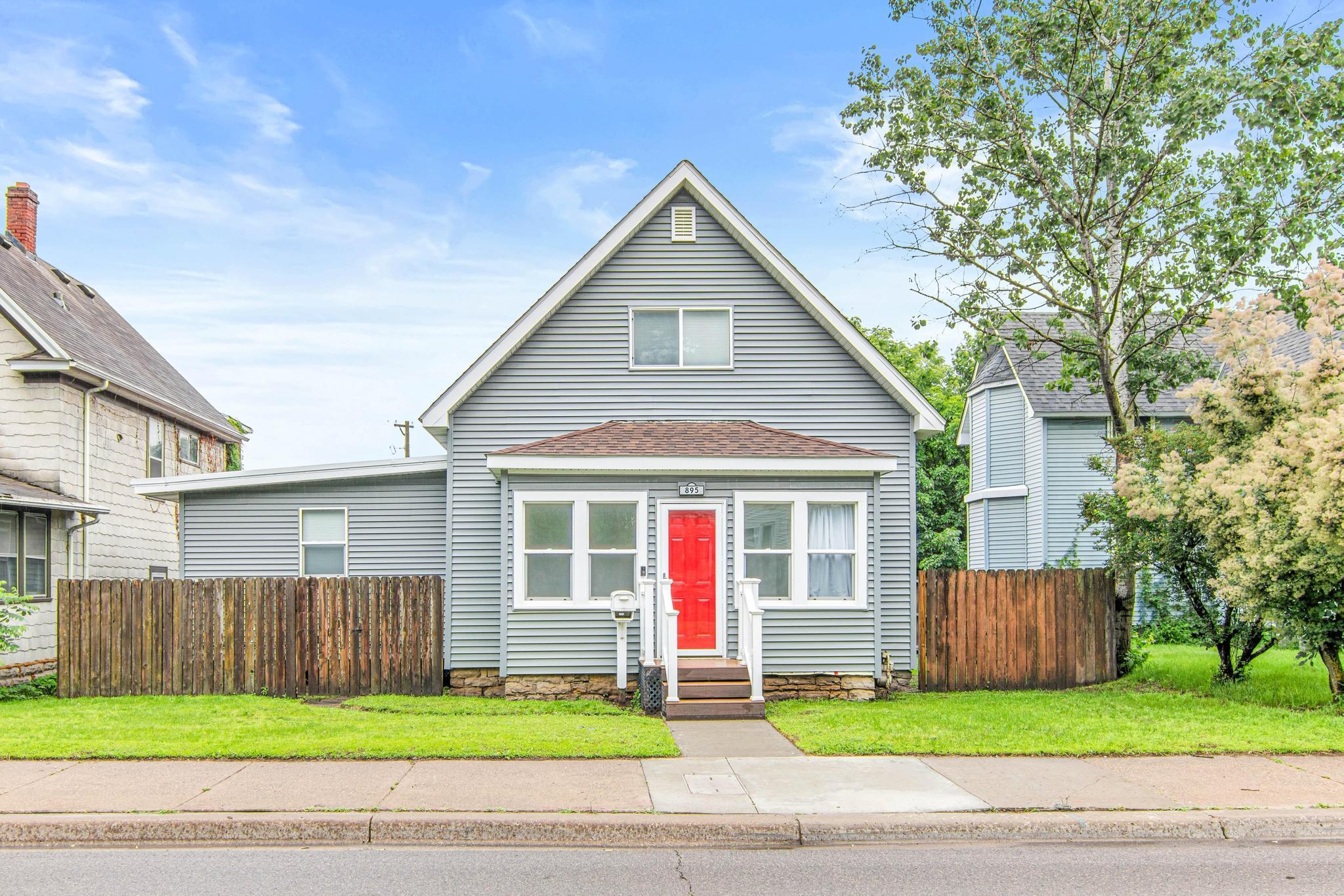 895 Johnson Parkway