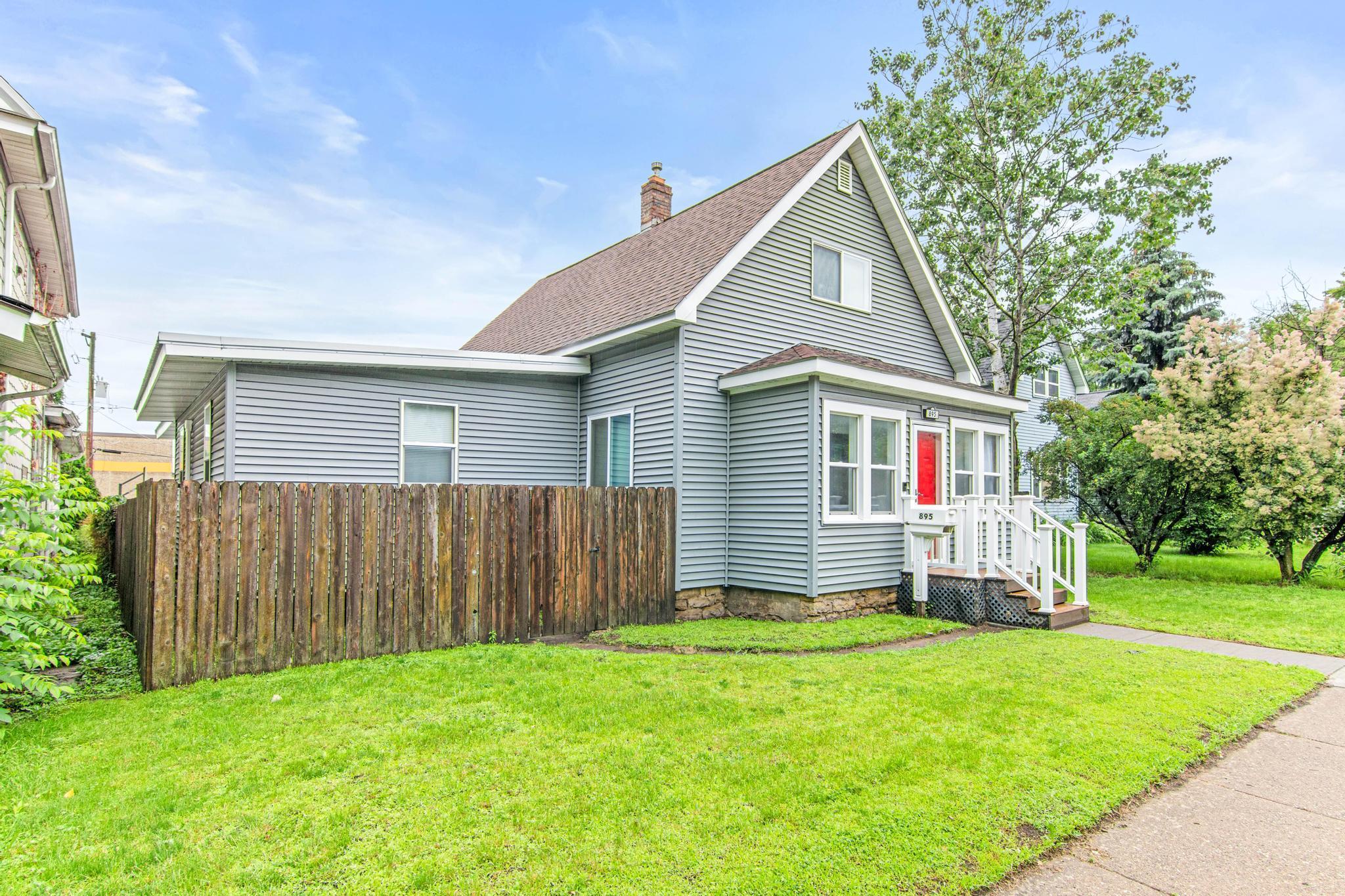895 Johnson Parkway