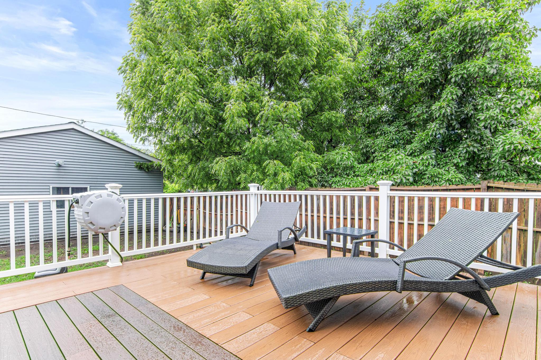 895 Johnson Parkway