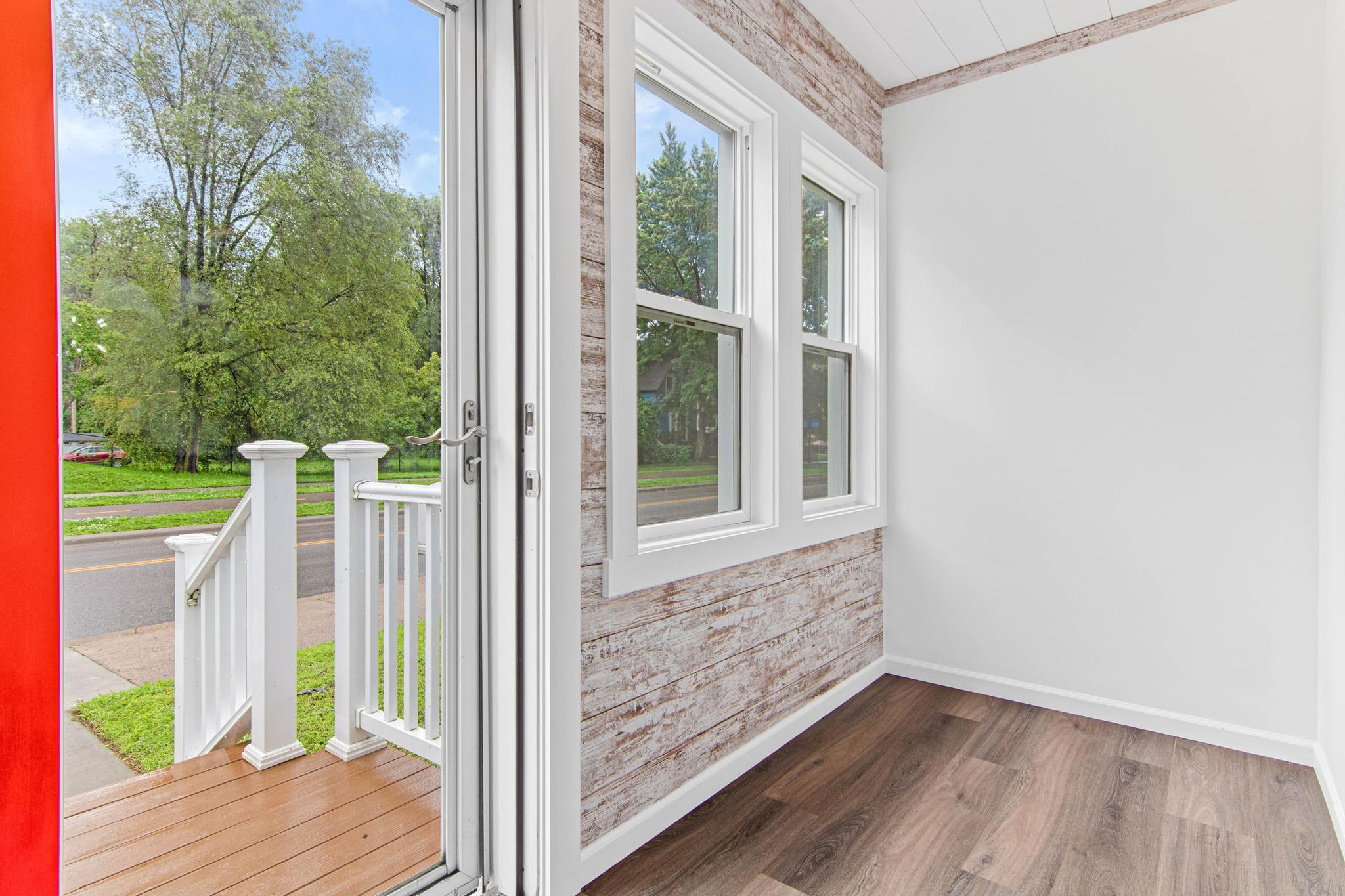 895 Johnson Parkway