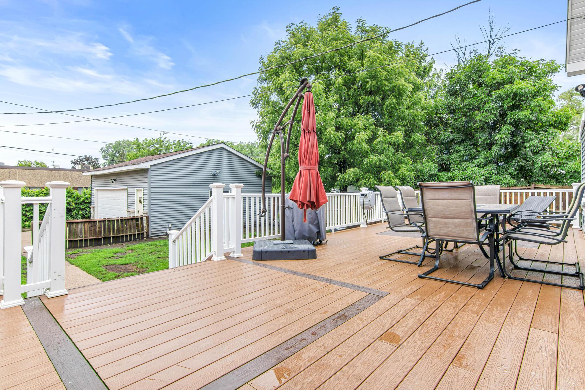 895 Johnson Parkway