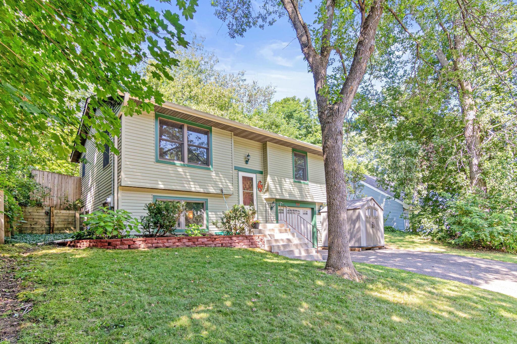 218 Echo Lane
