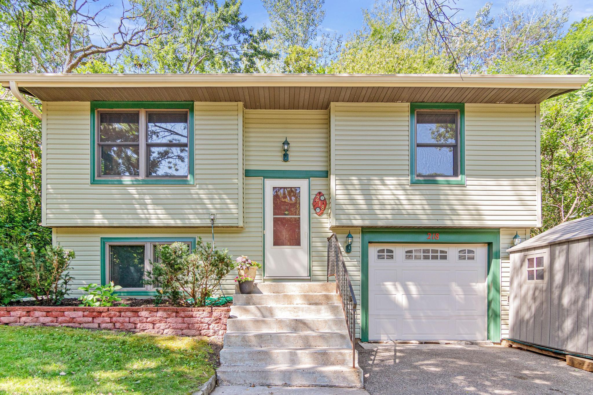 218 Echo Lane