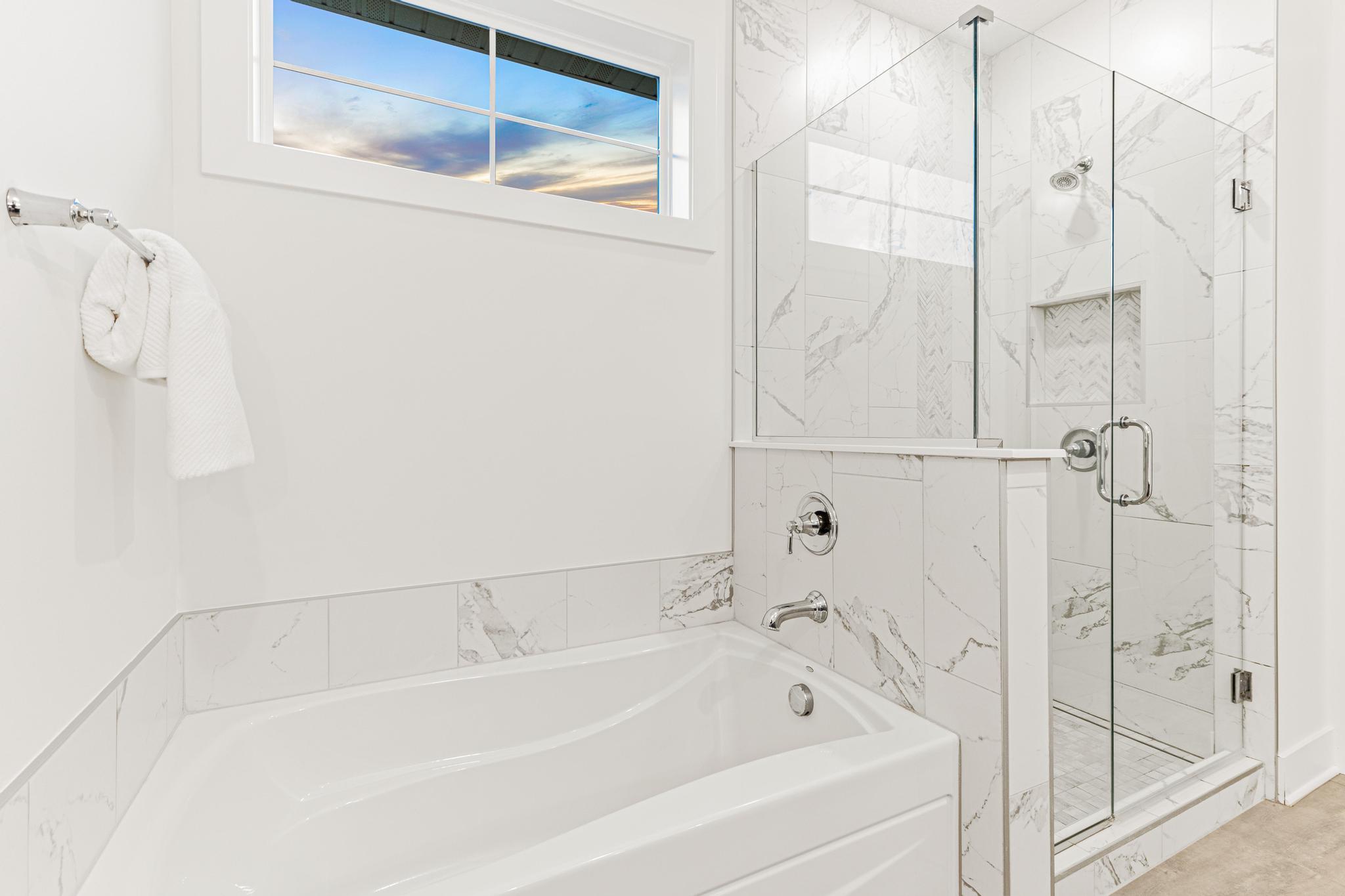 580 Jade Trail N