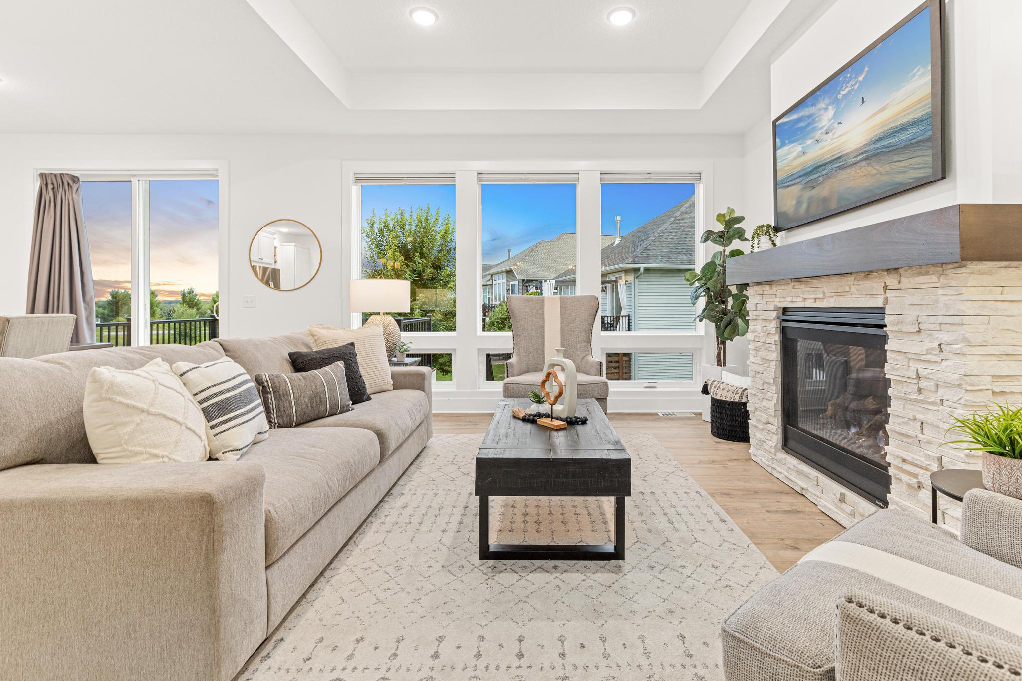580 Jade Trail N