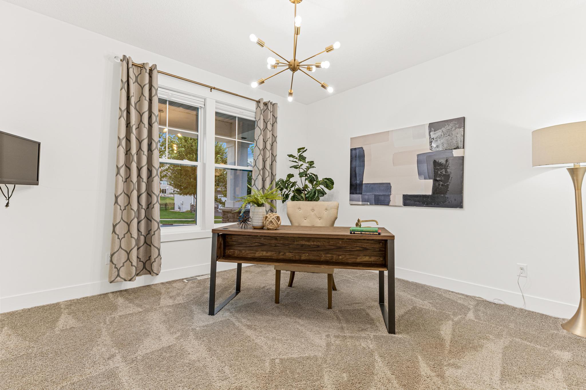 580 Jade Trail N