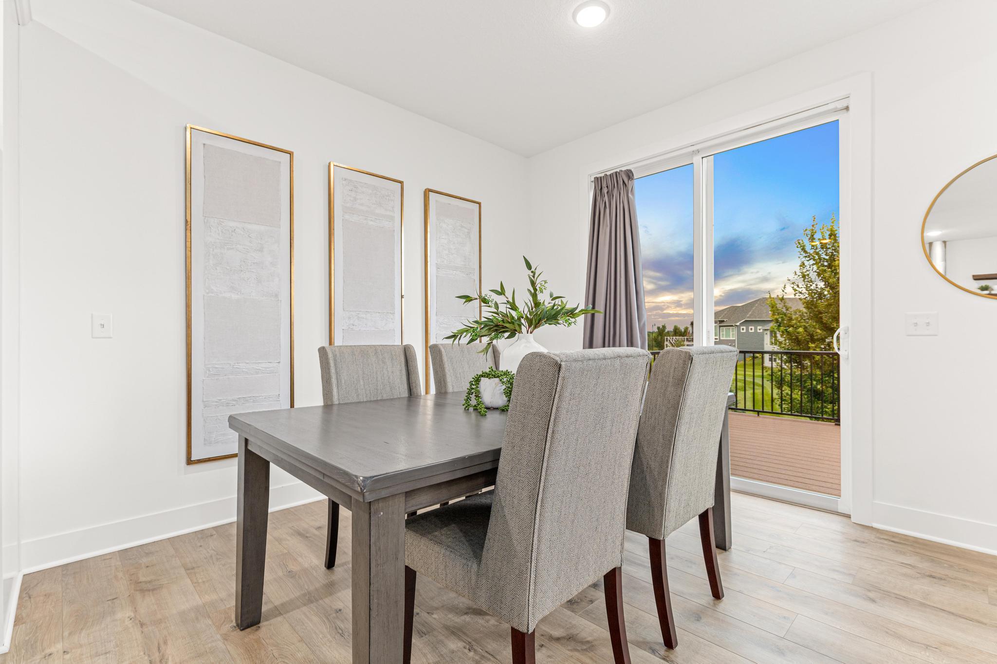 580 Jade Trail N