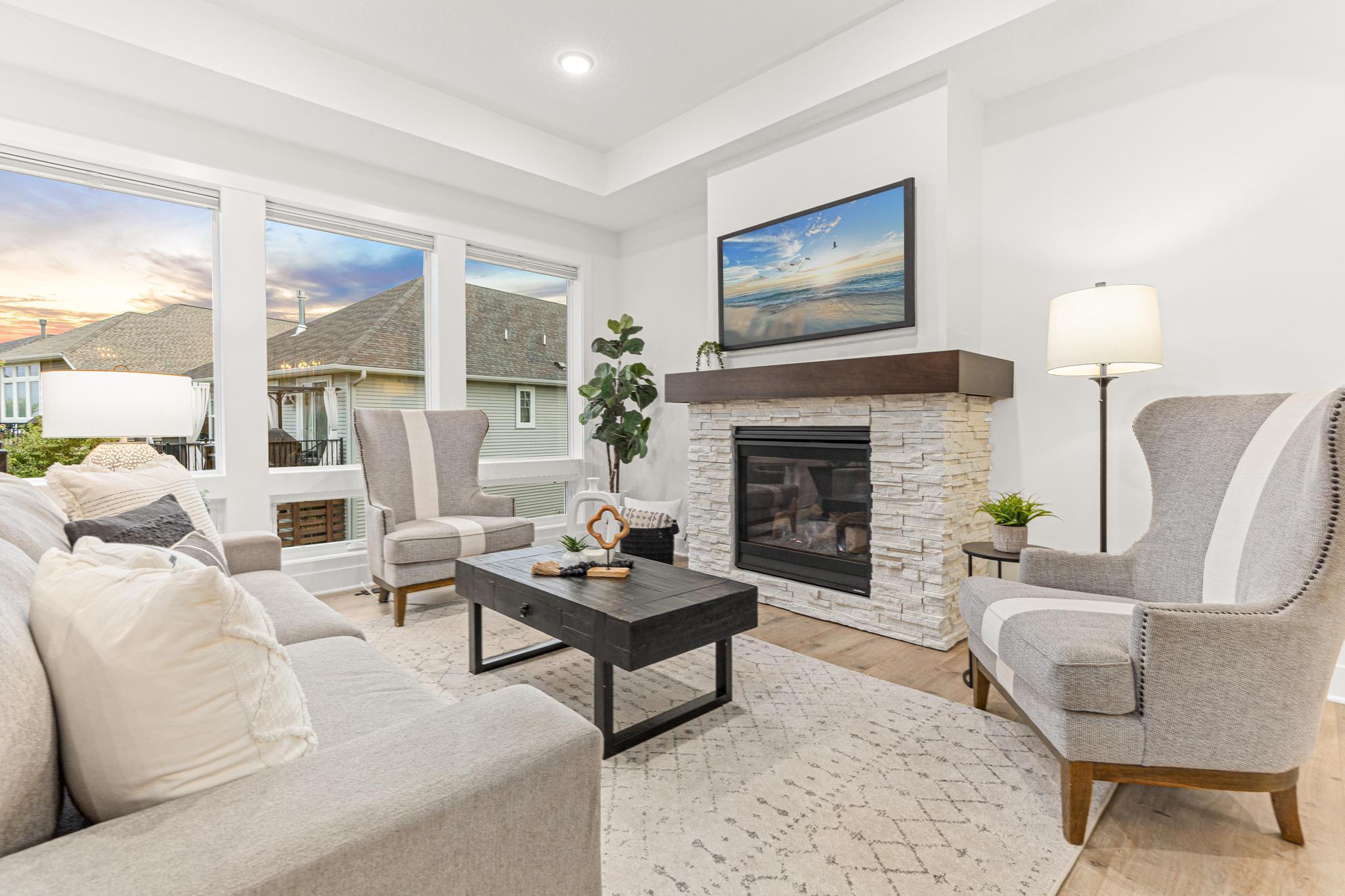 580 Jade Trail N