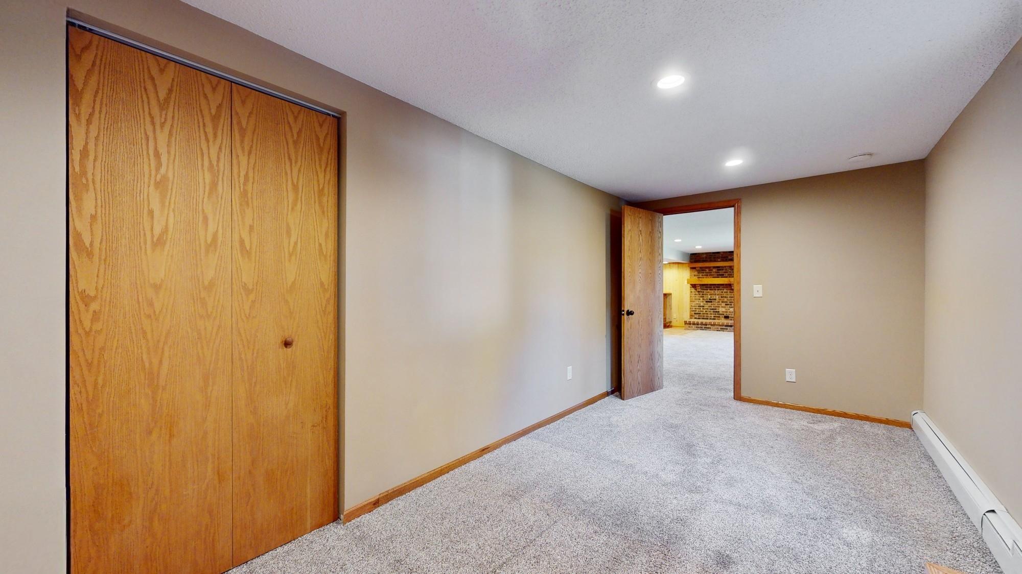 1904 Sioux Court