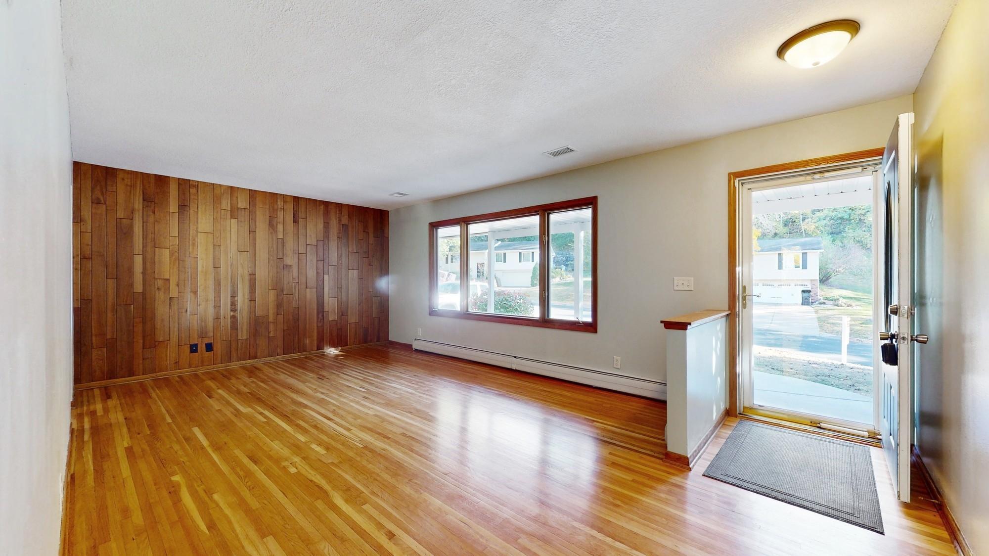 1904 Sioux Court