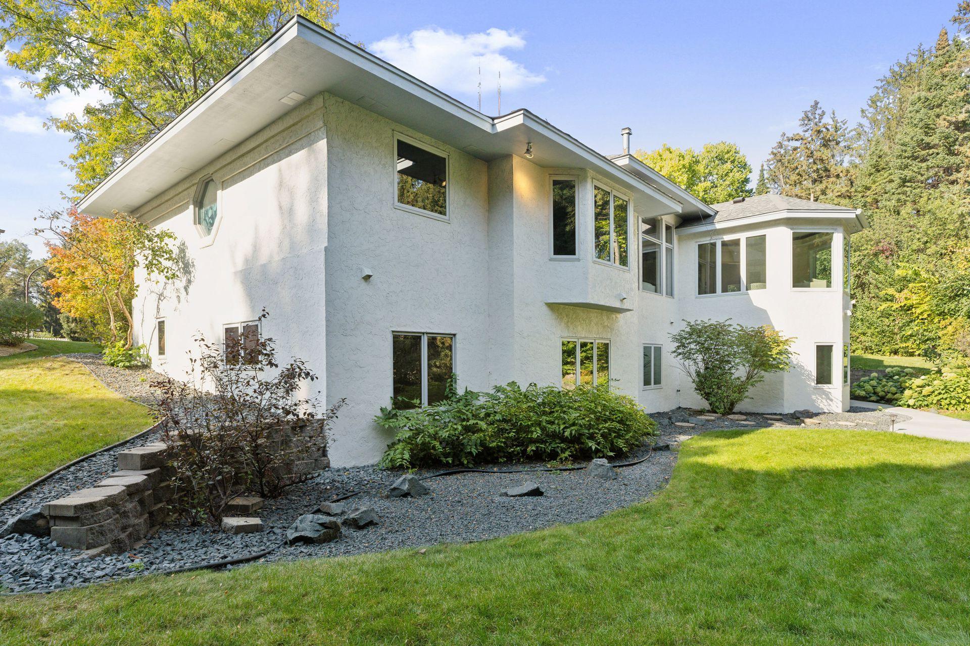 681 Cedar View Court