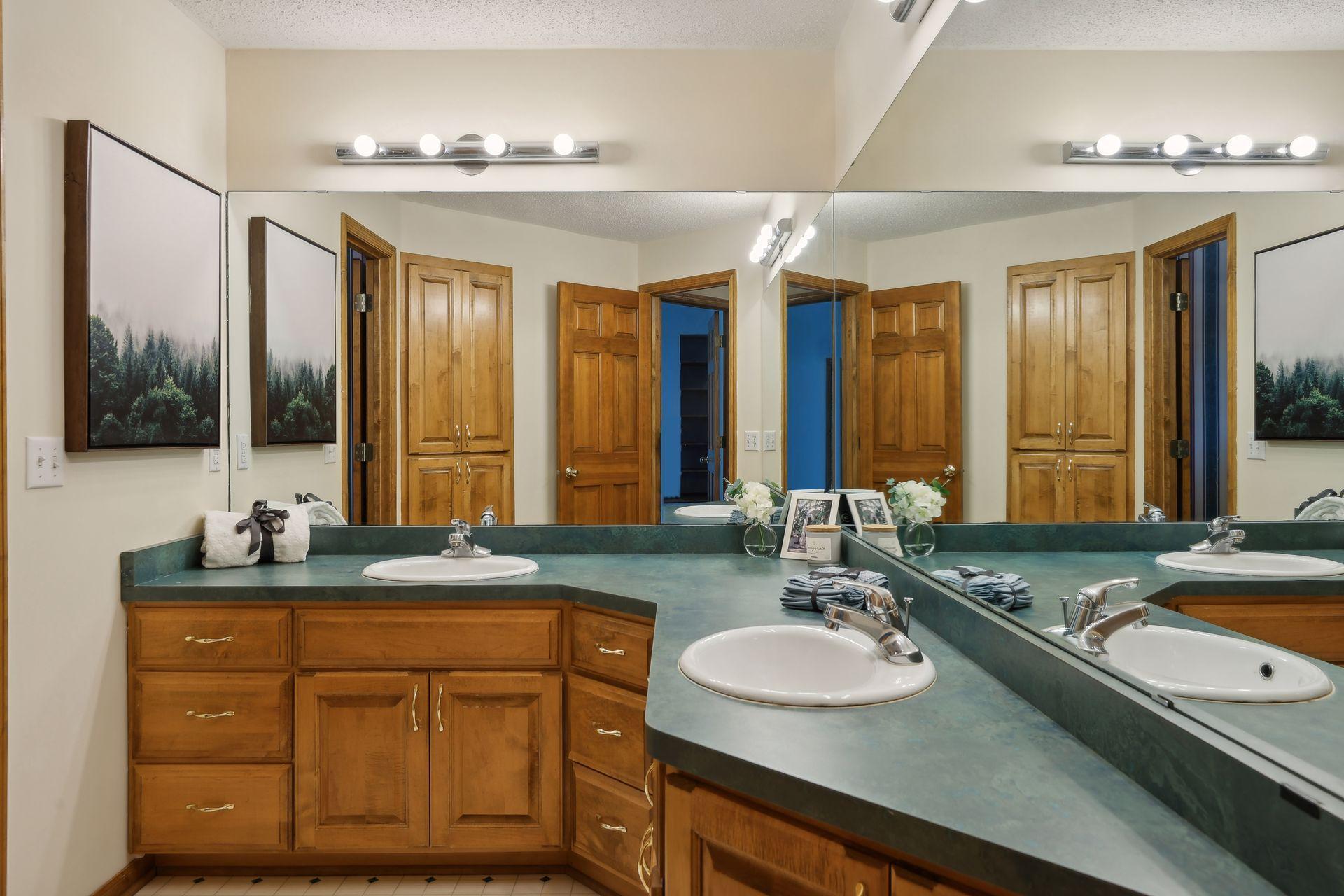 681 Cedar View Court