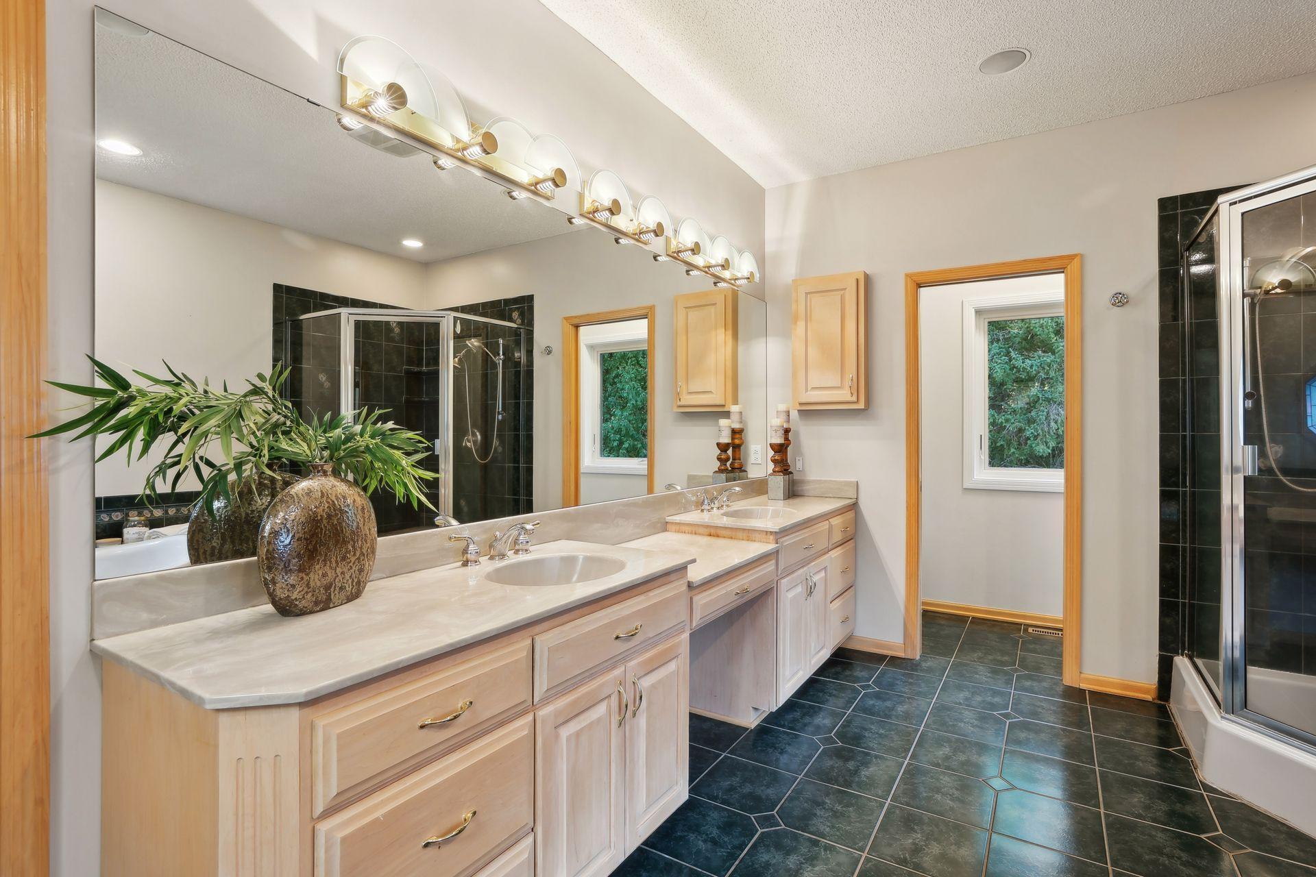 681 Cedar View Court