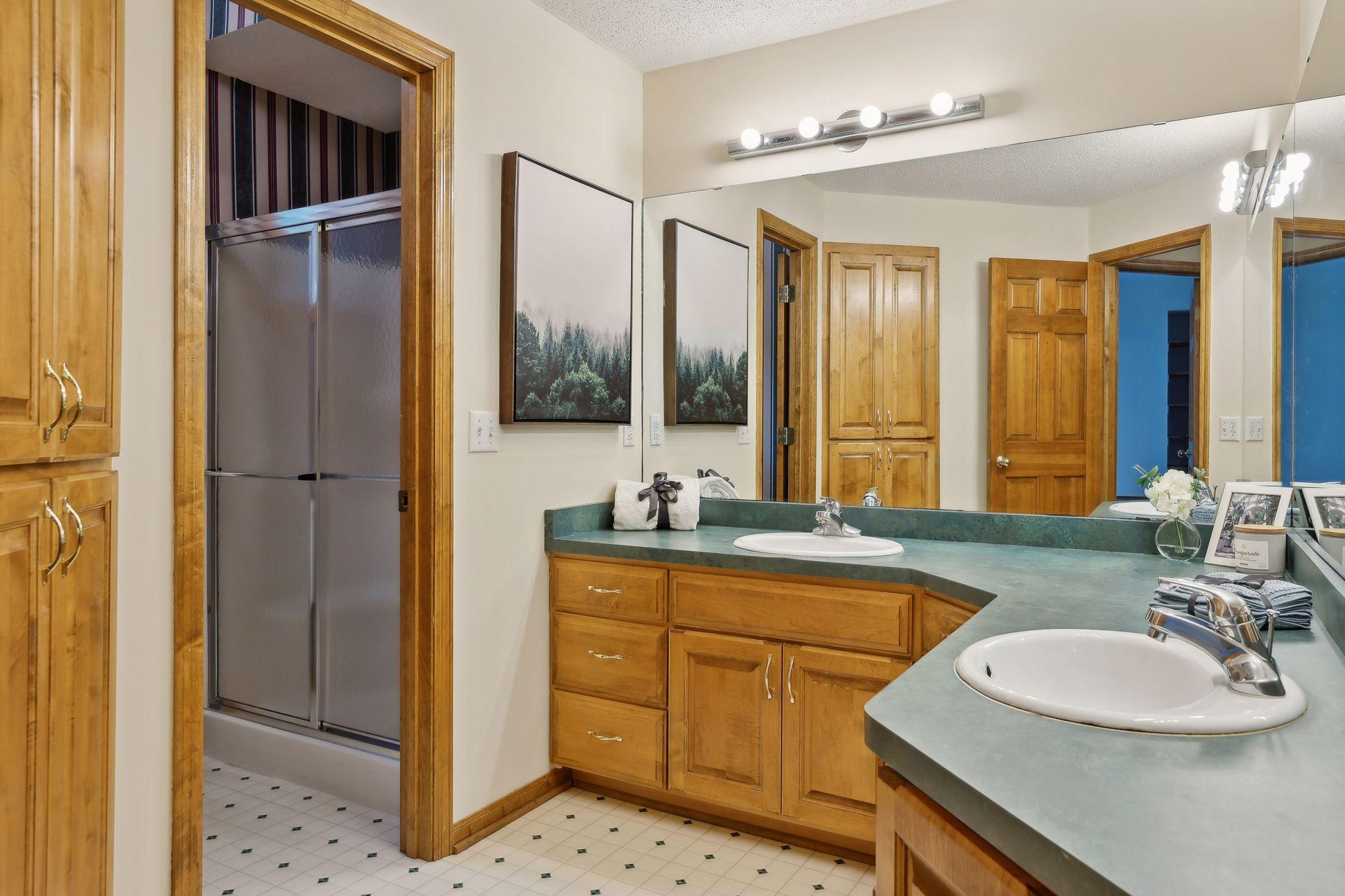 681 Cedar View Court