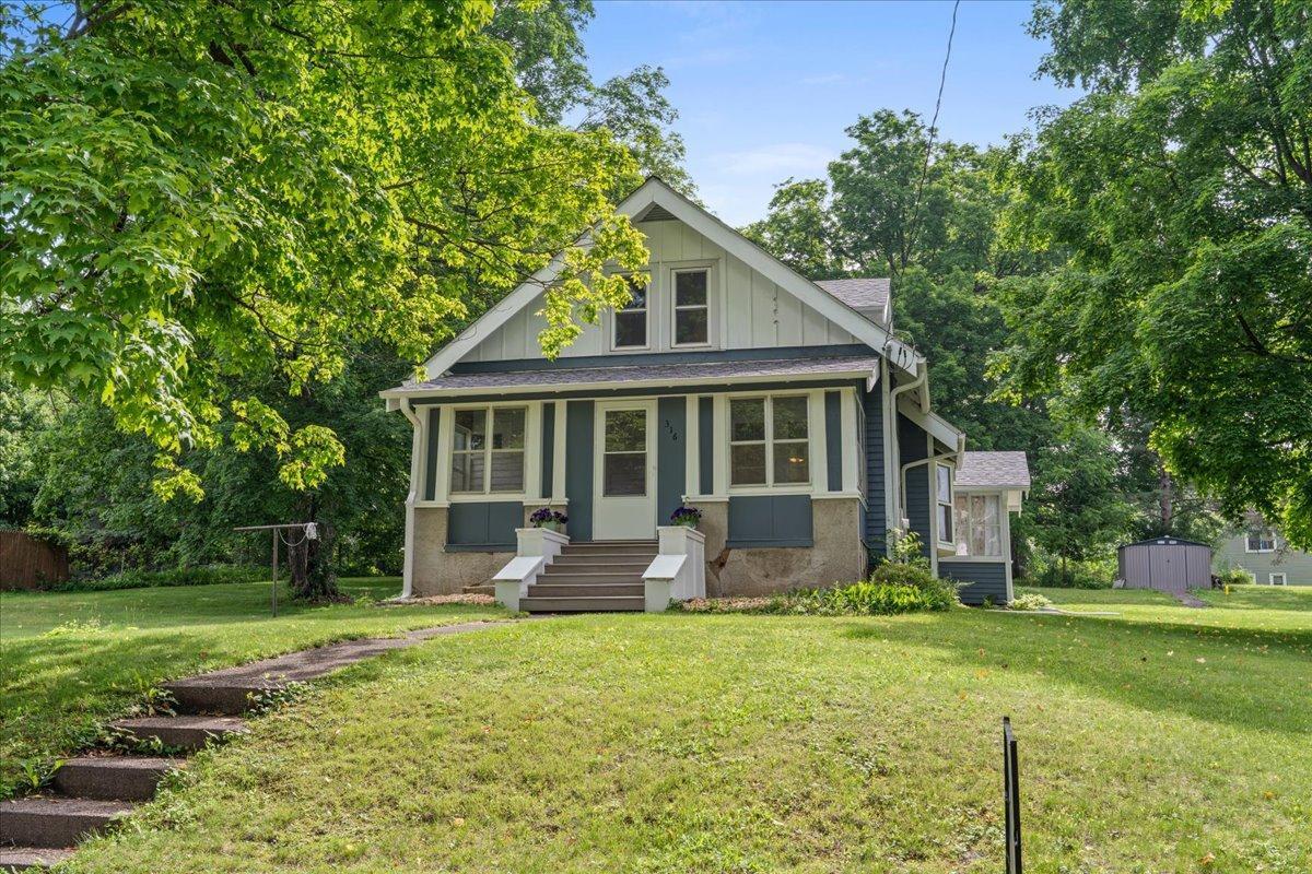 316 S 4th Street