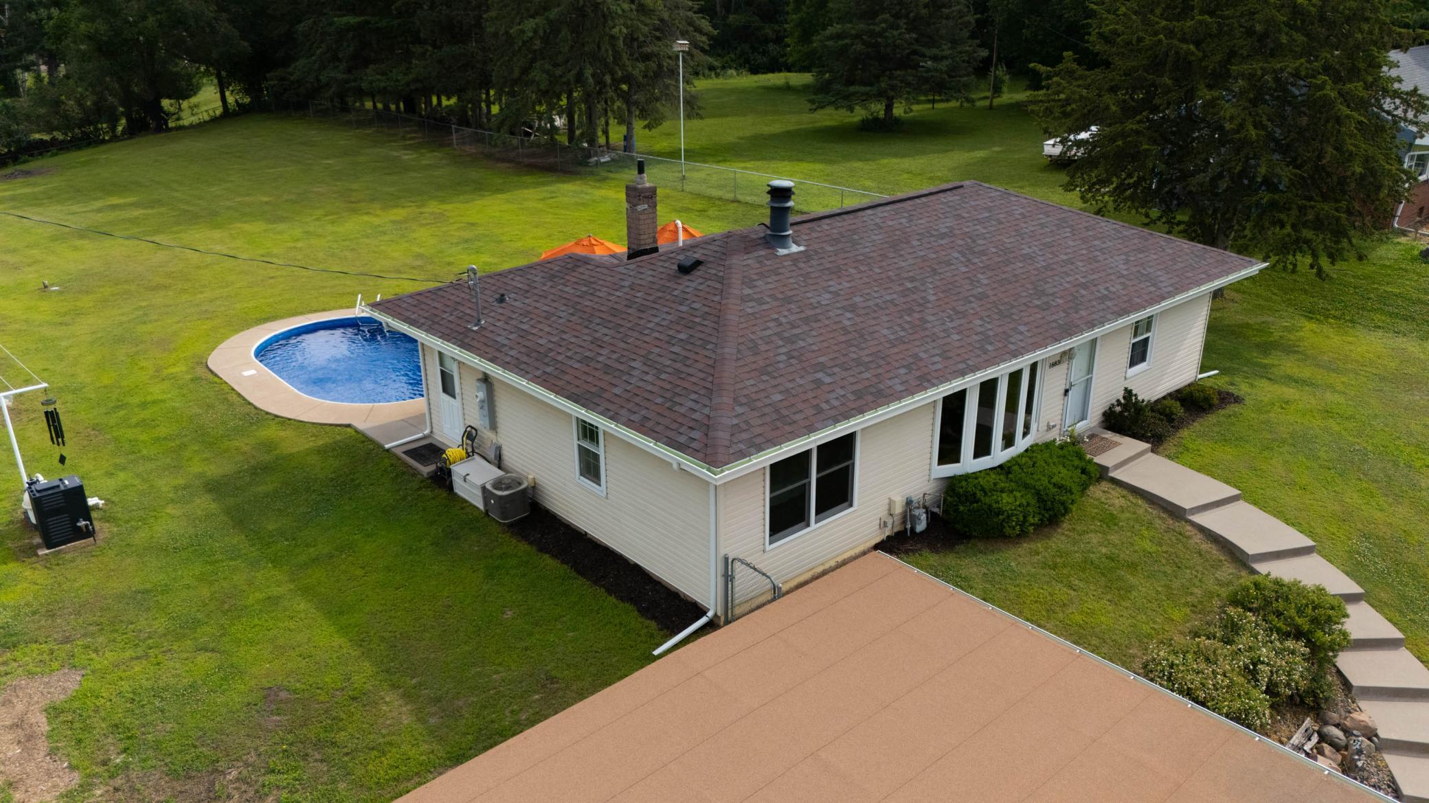 1883 County Road C E