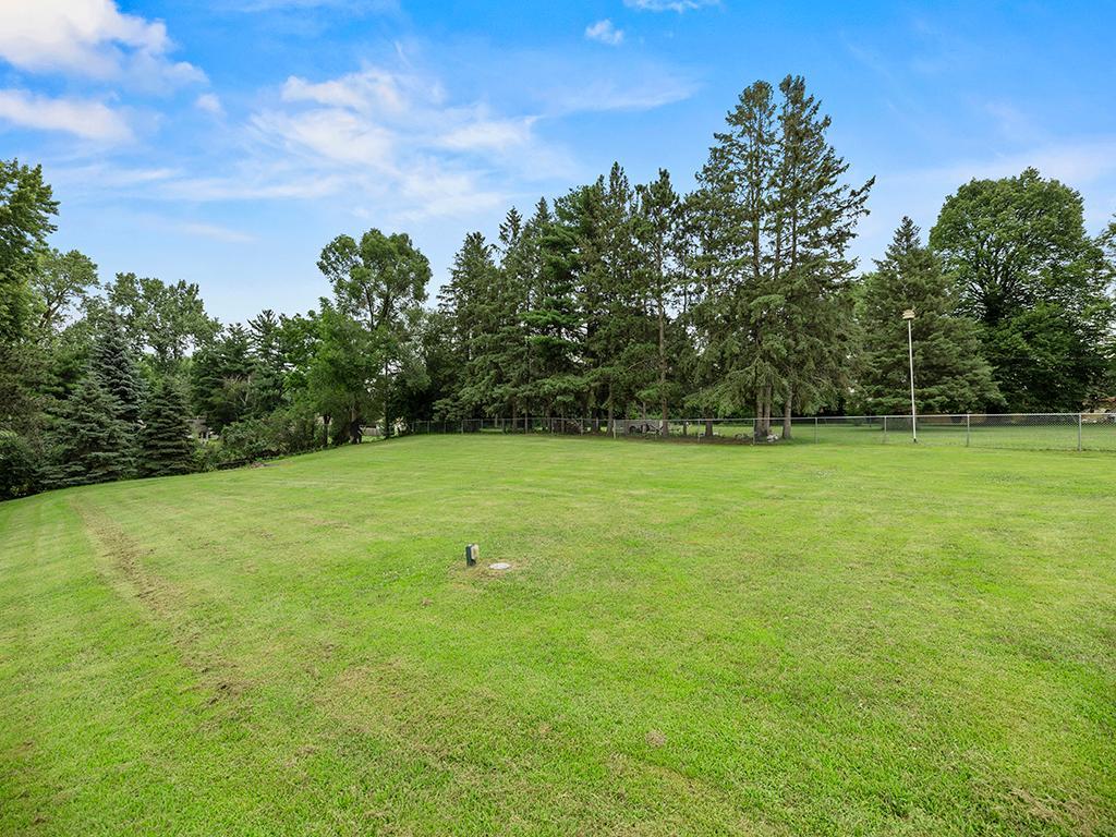 1883 County Road C E