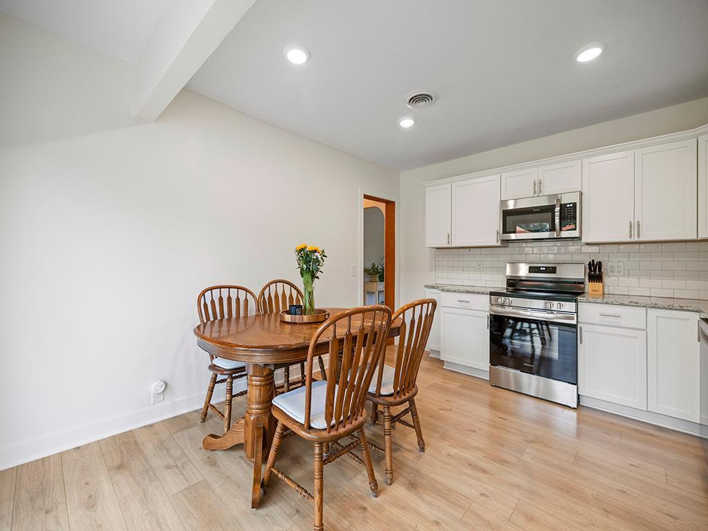 1883 County Road C E