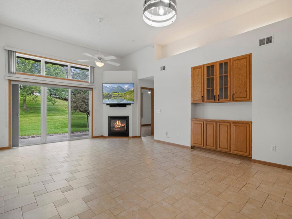 4661 Bloomberg Lane