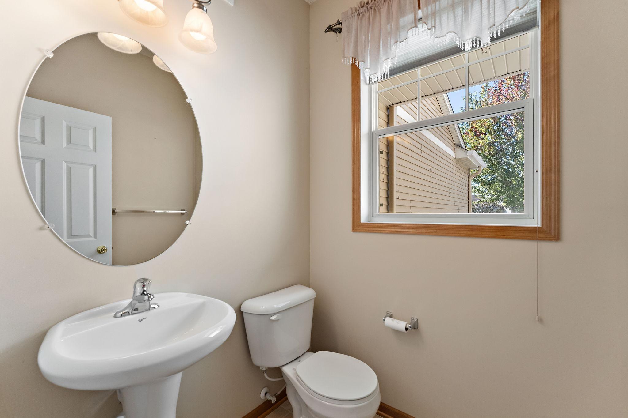 4543 Bloomberg Circle