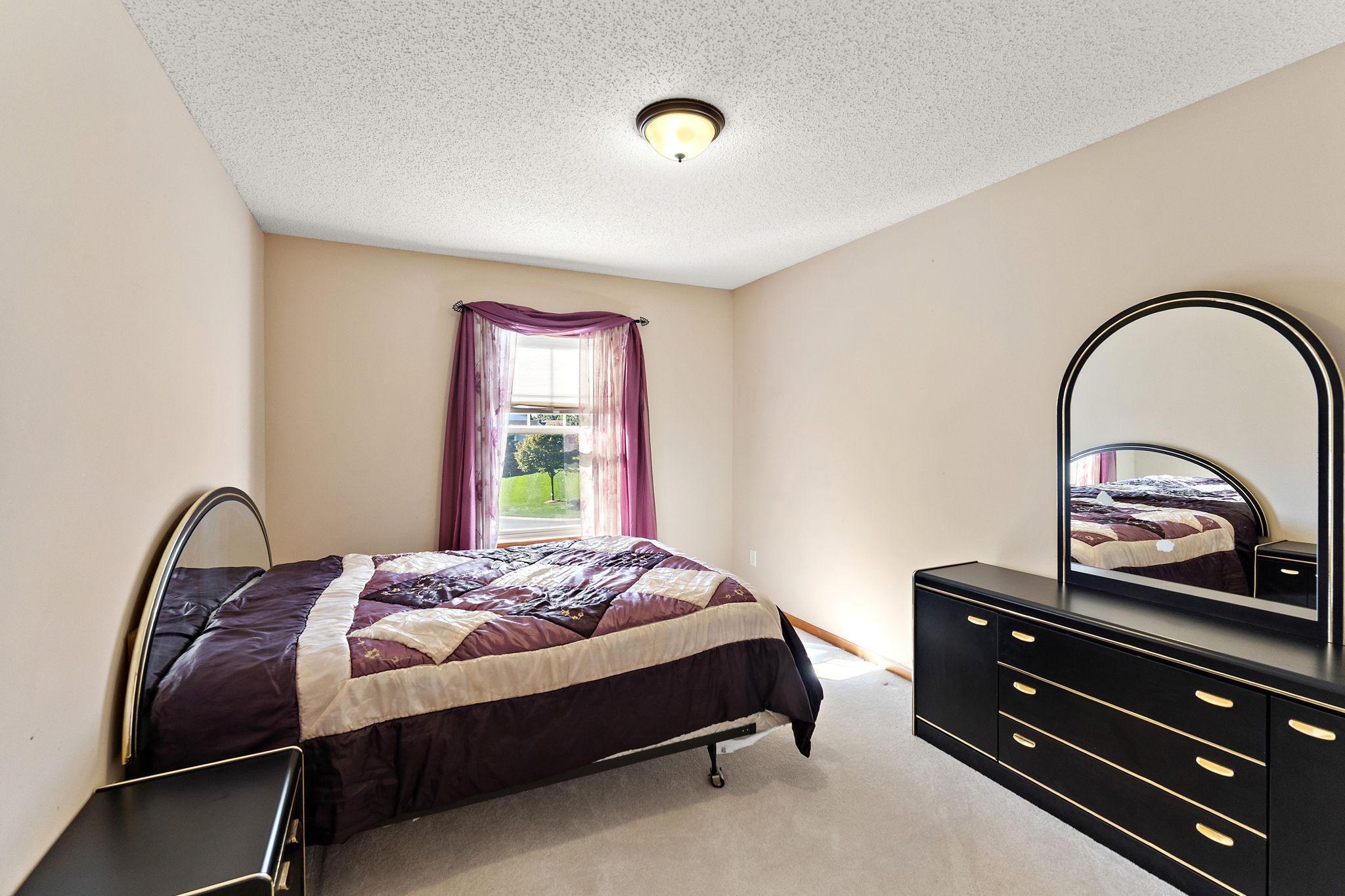 4543 Bloomberg Circle