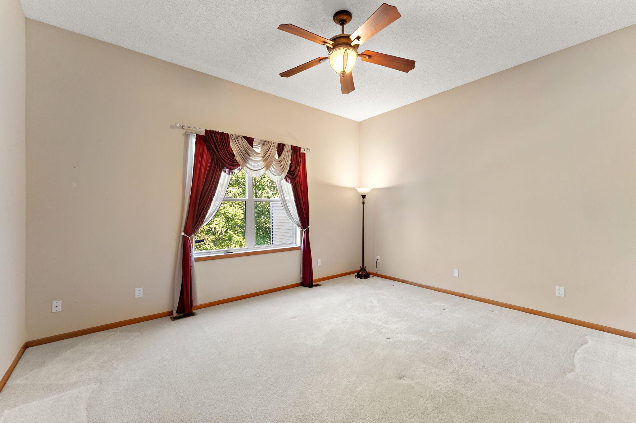 4543 Bloomberg Circle