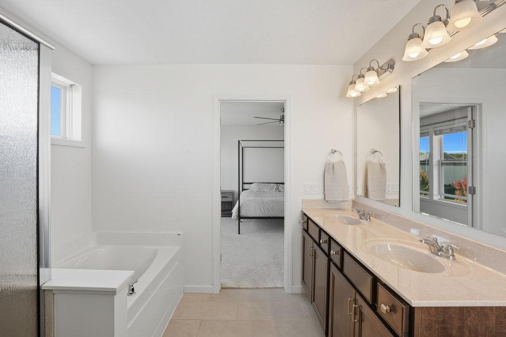 5025 Sandpebble Lane