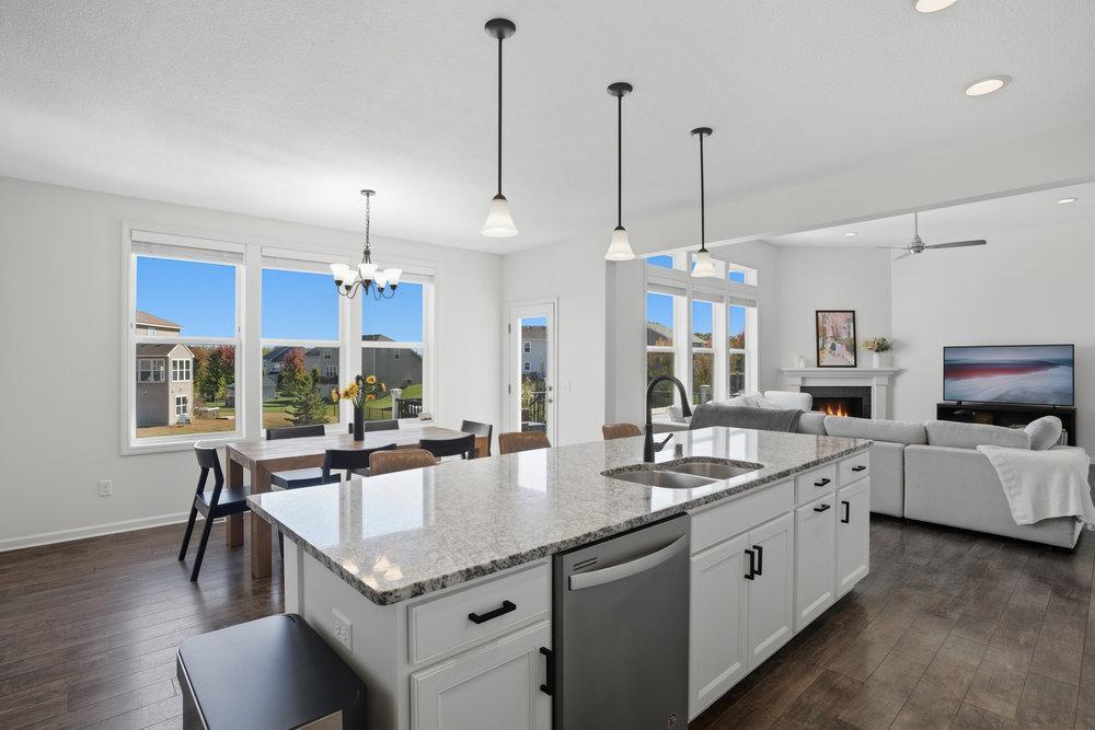 5025 Sandpebble Lane