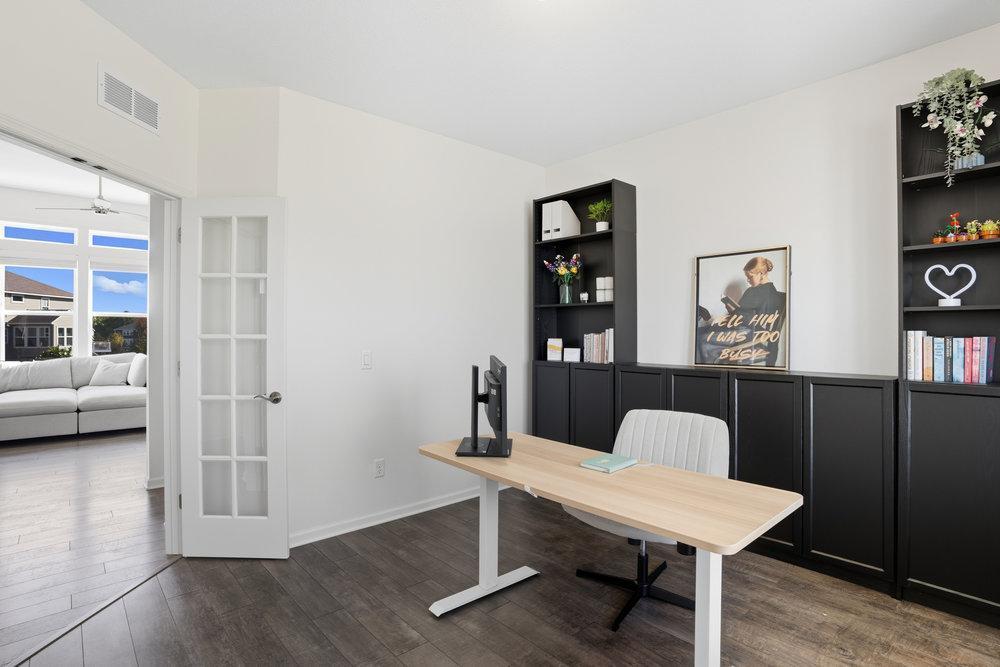 5025 Sandpebble Lane